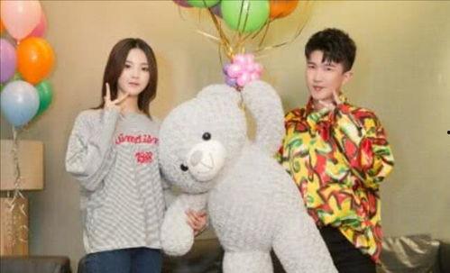 娱乐圈吃瓜 博主,揭秘明星背后的故事与真相  第3张