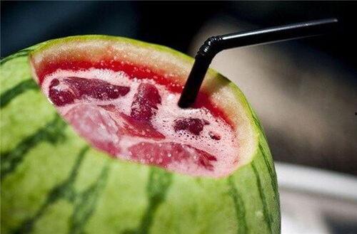 暗黑吃瓜网官网入口,探寻神秘官网入口背后的秘密  第2张